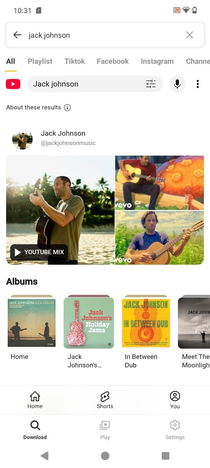 SnapTube: Resultados de busqueda en SnapTube con las pestanas All / Playlist / TikTok / Facebook / Instagram / Channels 